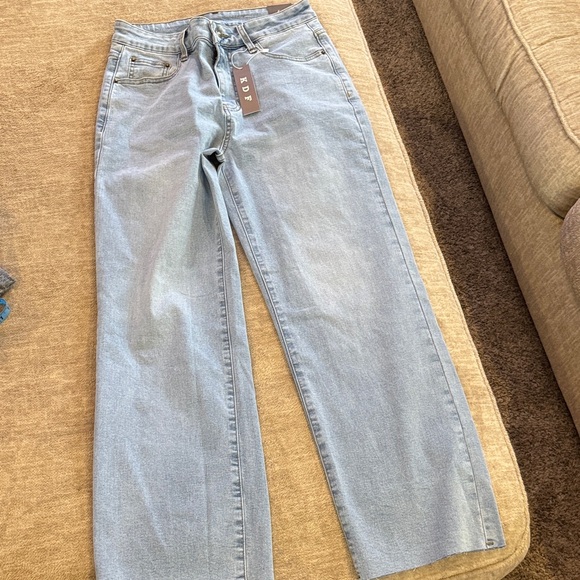 kdf Denim - KDF Women's Straight Leg Jeans in Light Blue